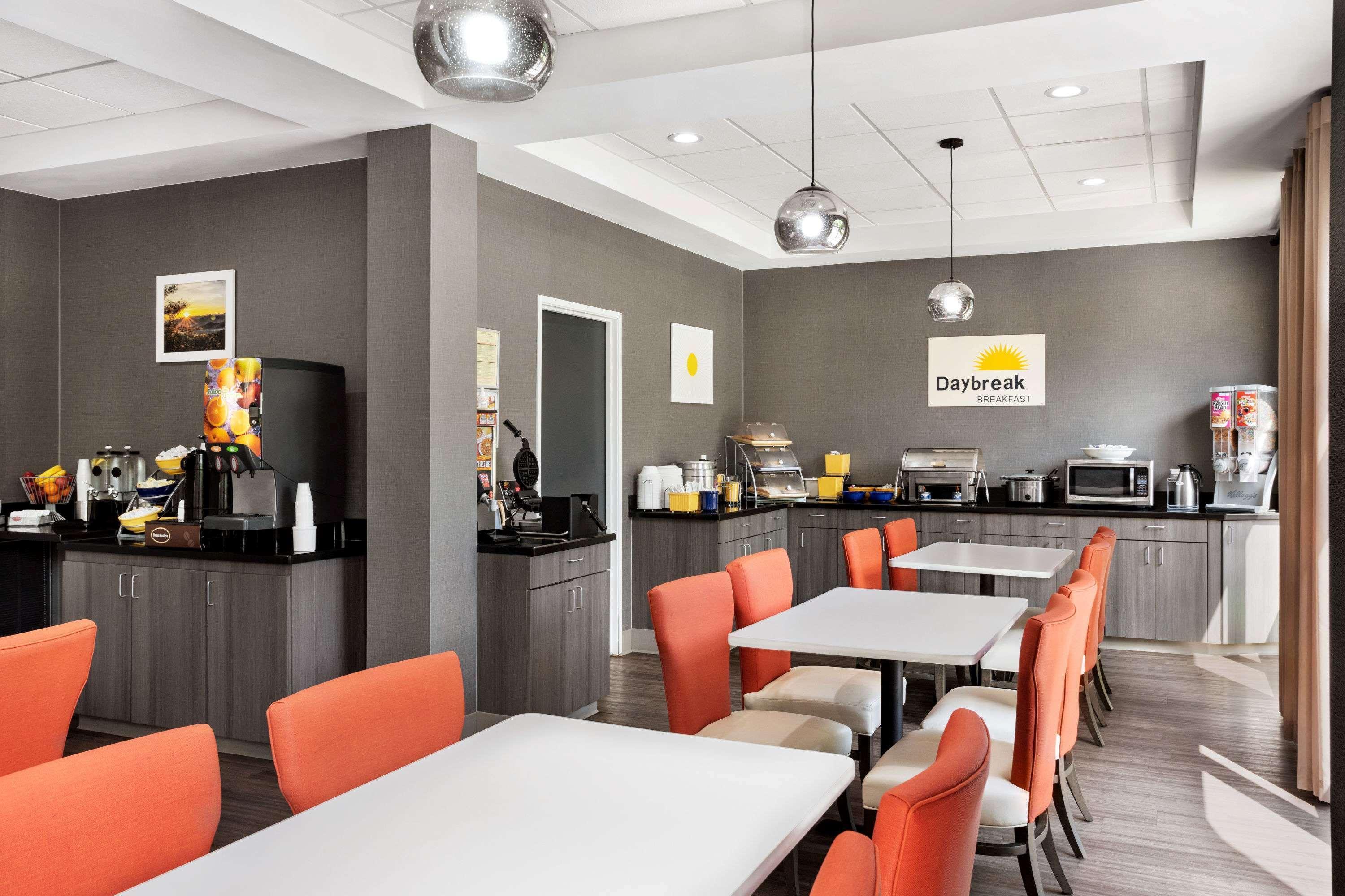 Days Inn & Suites By Wyndham Murfreesboro Bagian luar foto