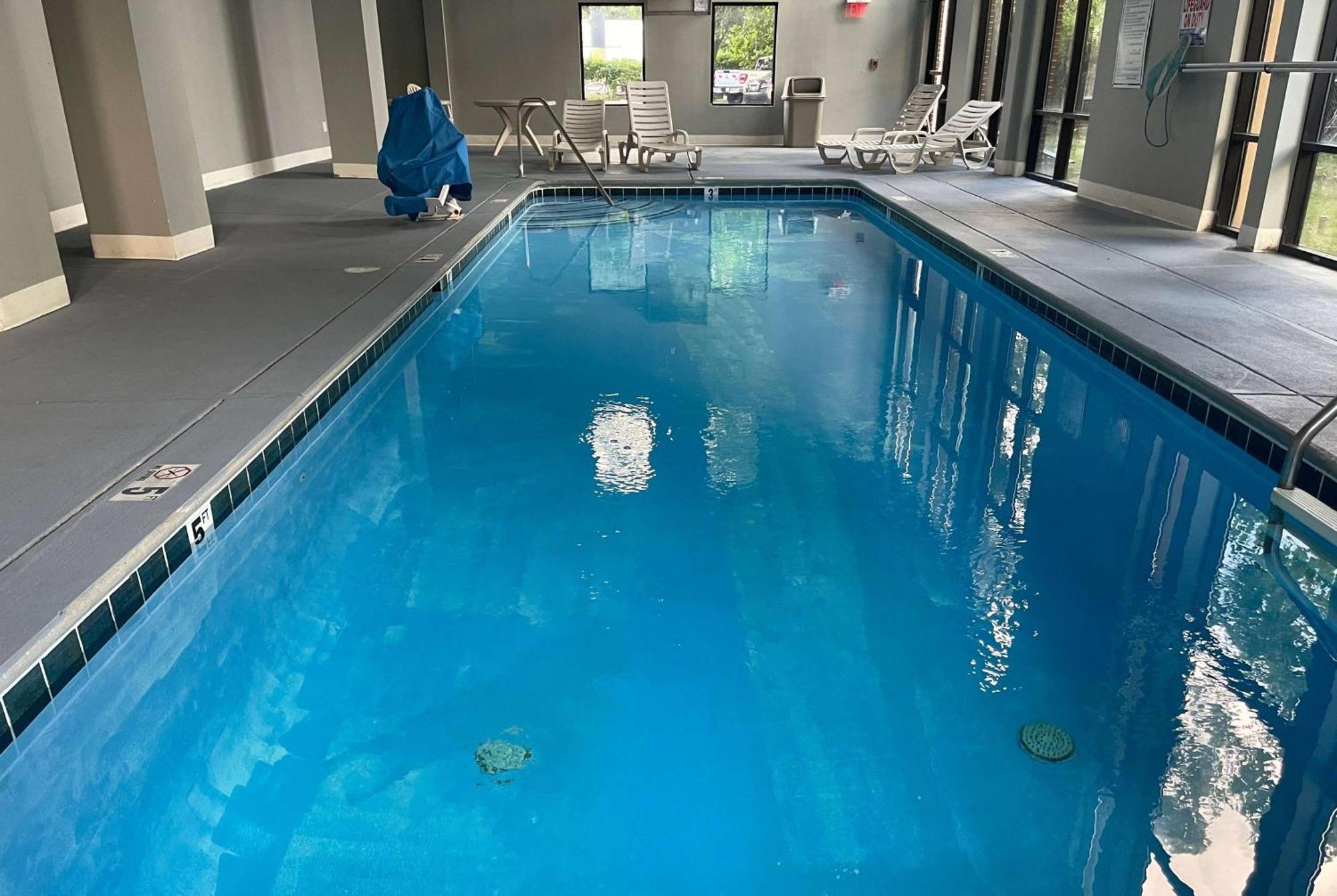 Days Inn & Suites By Wyndham Murfreesboro Bagian luar foto